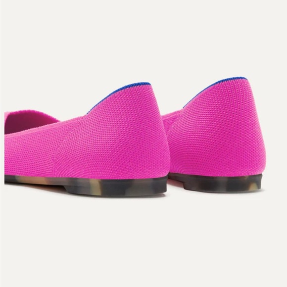 Beautiful flats. Color: Dragon Fruit (fuchsia pink). Like new, worn once. - Picture 4 of 5